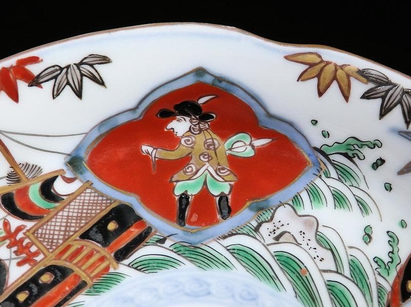 古伊万里　金襴手　五艘船に南蛮人の図　６寸皿　A527AS-BQl