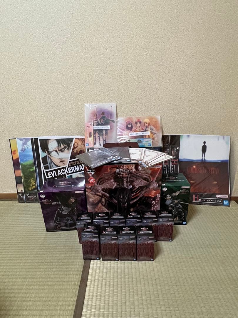 進撃の巨人　一番くじ　フィギュア　セット
