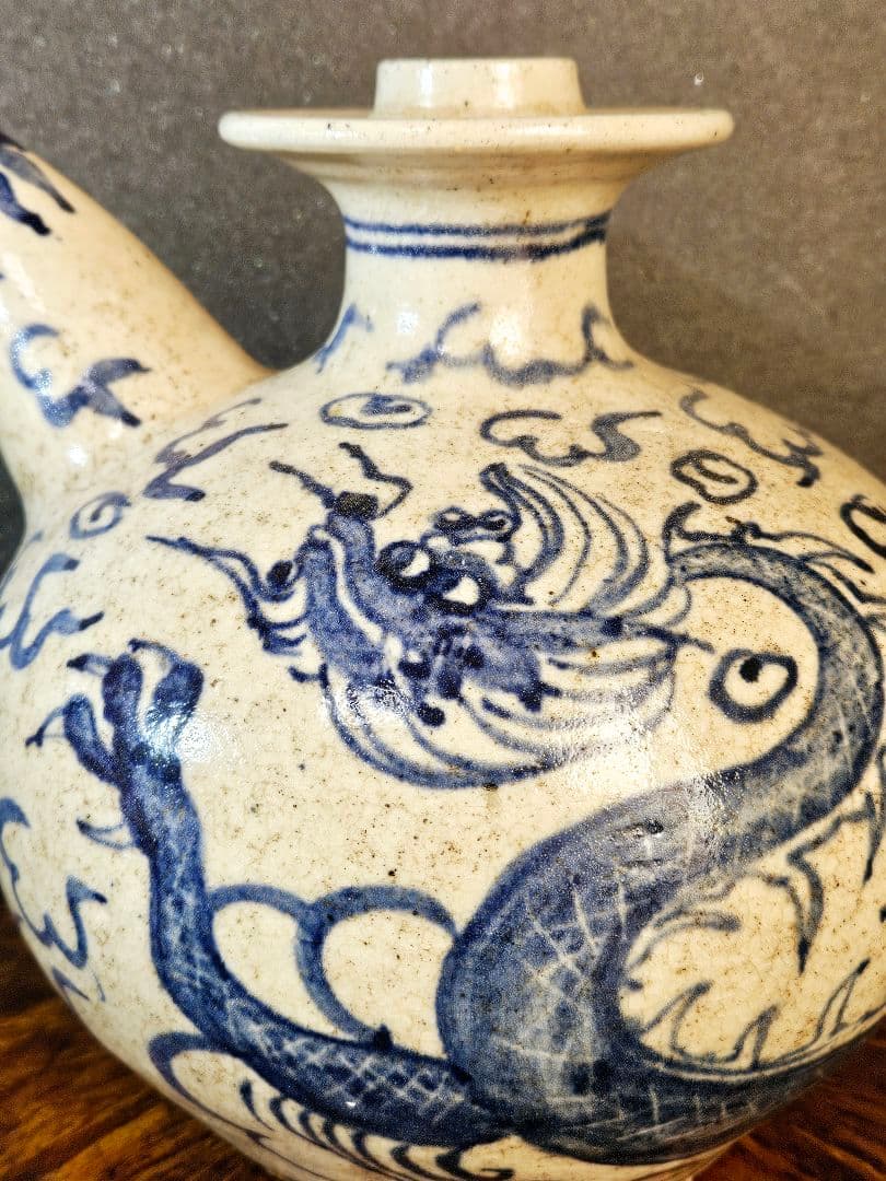 中国南方系古陶磁器　李朝系古陶磁器　青華　雲龍図　水瓶　酒瓶　酒注ぎ　壺　花入れ