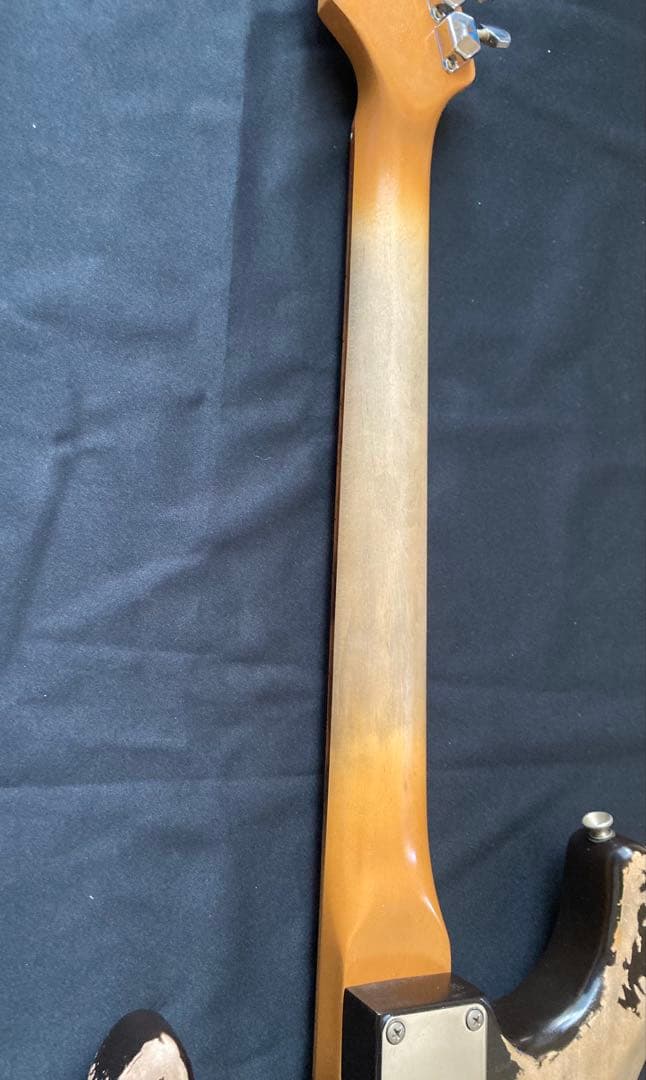 早い者勝ち　#16ストラトキャスタータイプ　ニトロセルロースラッカー塗装