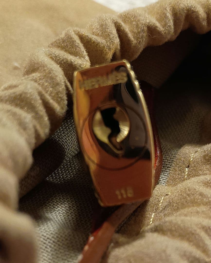 エルメス ケリーバッグ バーガンディ色の付属品 カデナ、クロシェット、鍵