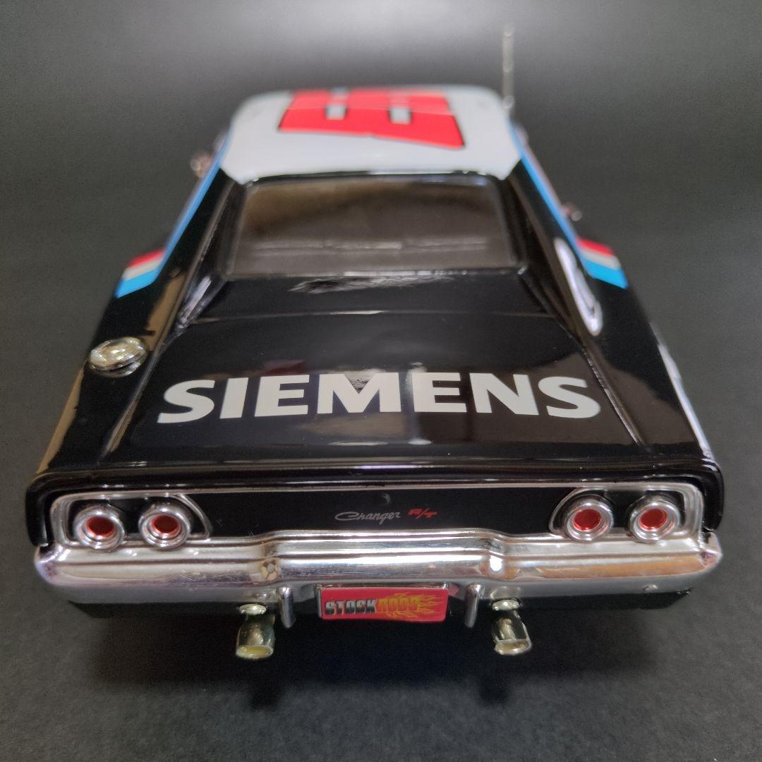 1/18ミニカー　 NASCAR　DODGE CHARGER　#93