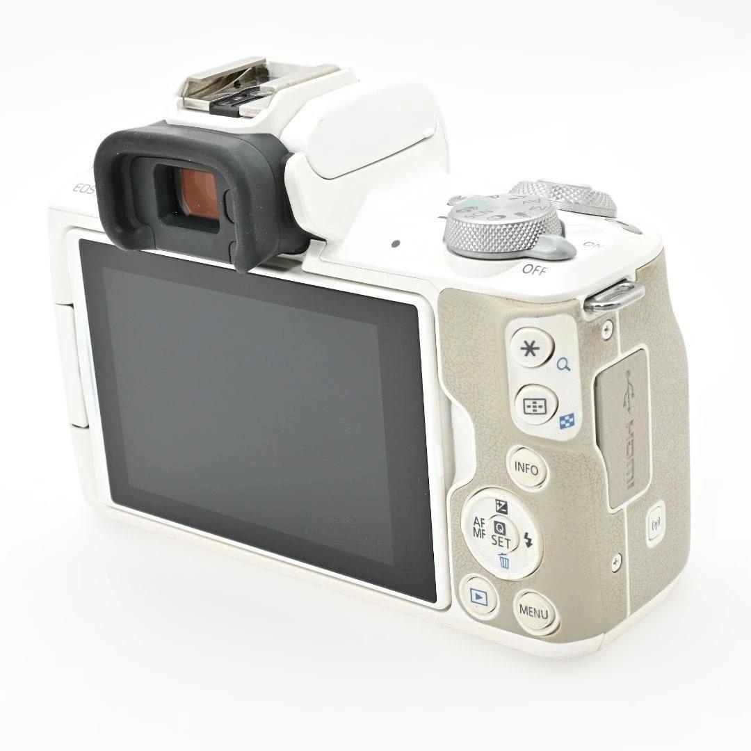 【美品】 Canon ミラーレス一眼カメラ EOS Kiss M ボディ