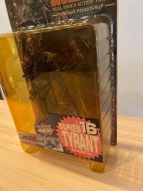 値下げ！【絶版未開封！】バイオハザード タイラント フィギュア