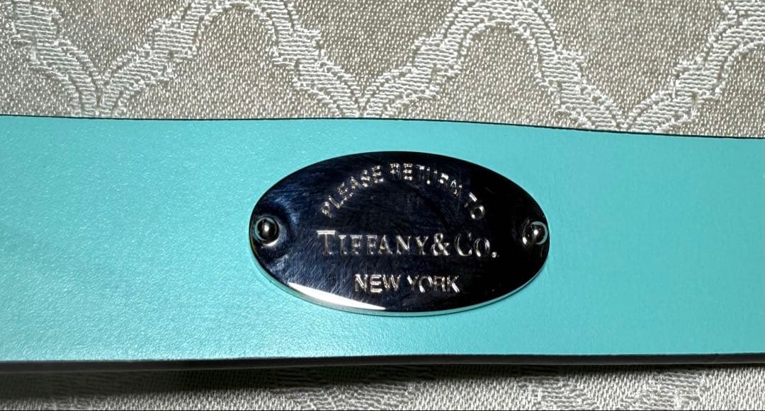 Tiffany & Co. ティファニーブルー レザー首輪