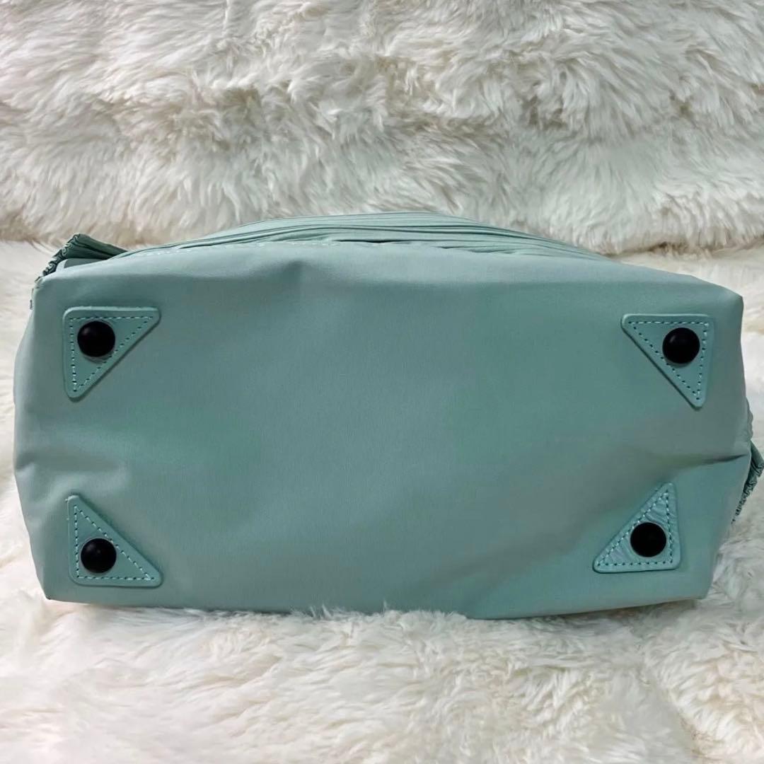 tomomo✨美品✨PLEATS PLEASEプリーツバッグライトグリーン