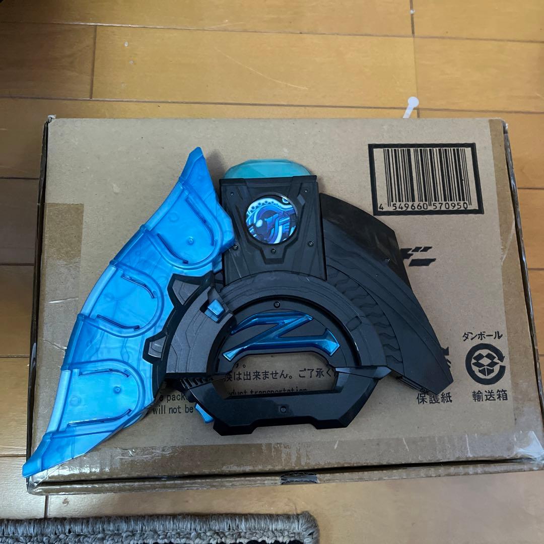 ウルトラマンゼット　ゼットライザー