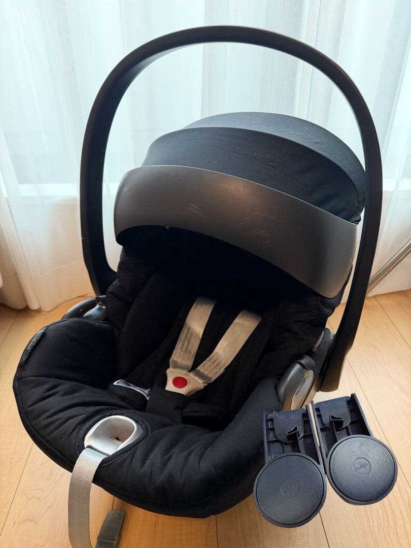 サイベックス CloudZ ベビーシート　クラウド　チャイルドシート　cybex