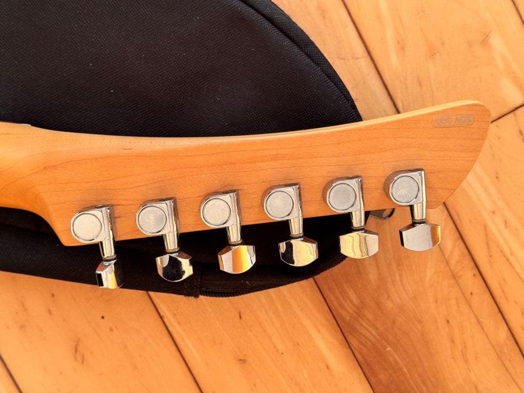 新春値下げYAMAHA SGV300 ミントブルー エレキギター