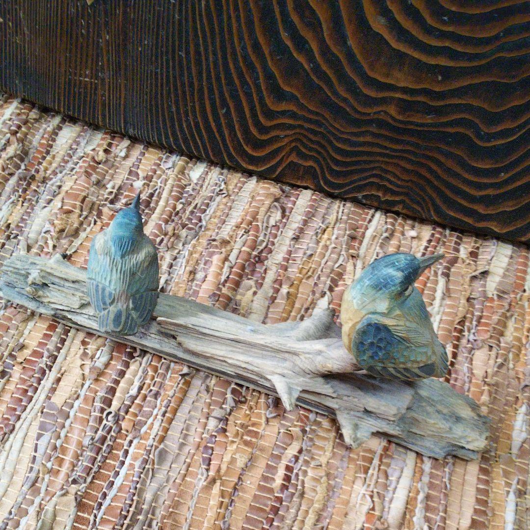 天然木木彫りつがいのカワセミ