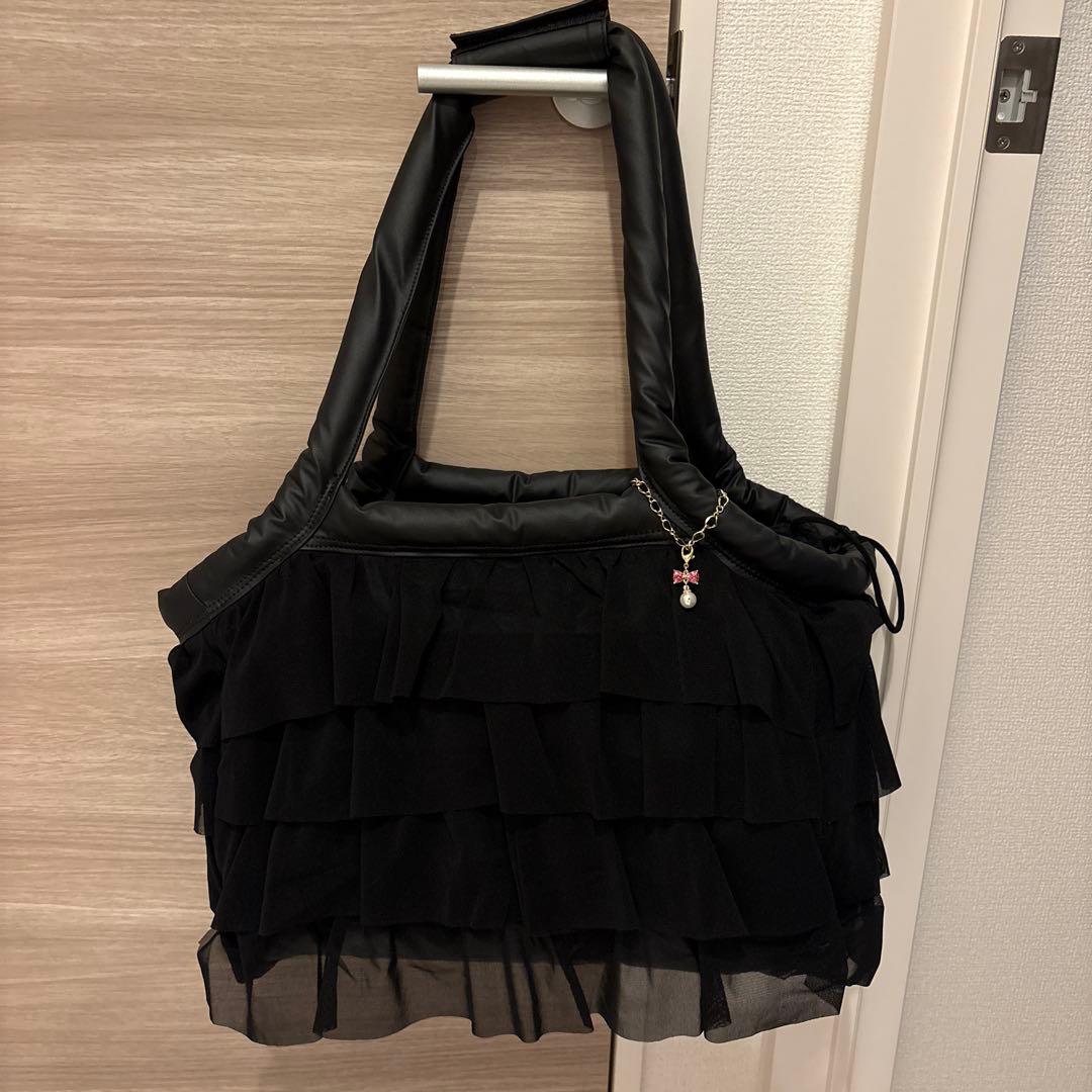 アキュミリア　accumiliaメッシュフリルキャリーマシュマロ　ペットキャリー