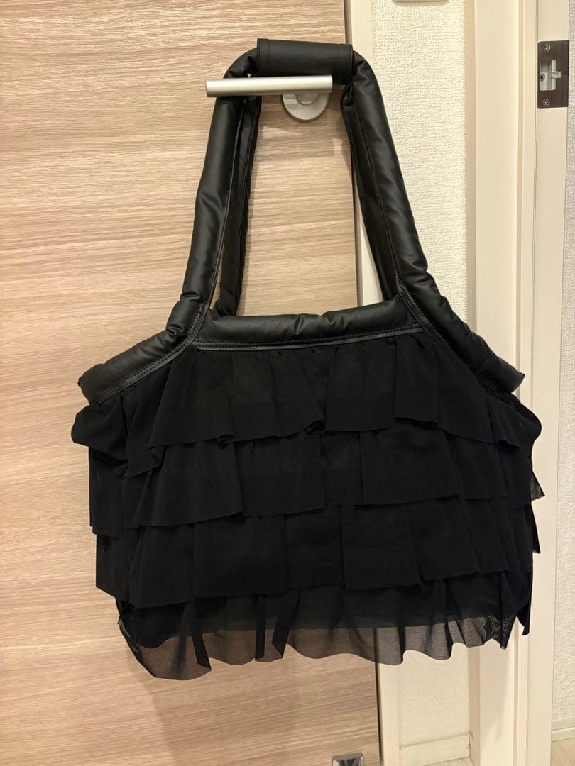 アキュミリア　accumiliaメッシュフリルキャリーマシュマロ　ペットキャリー