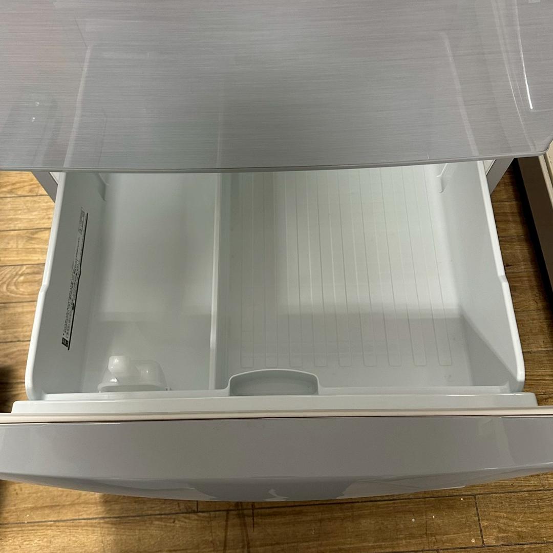 iΦ TOSHIBA 冷凍冷蔵庫 置けちゃうスリム GR-E34N 340L ②