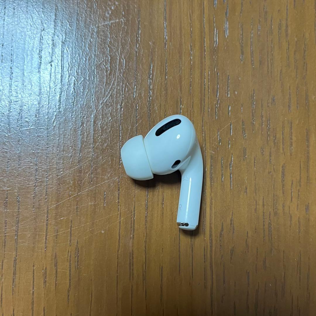 AirPods Pro 本体 ・充電ケース付き　付属品完備　正規品