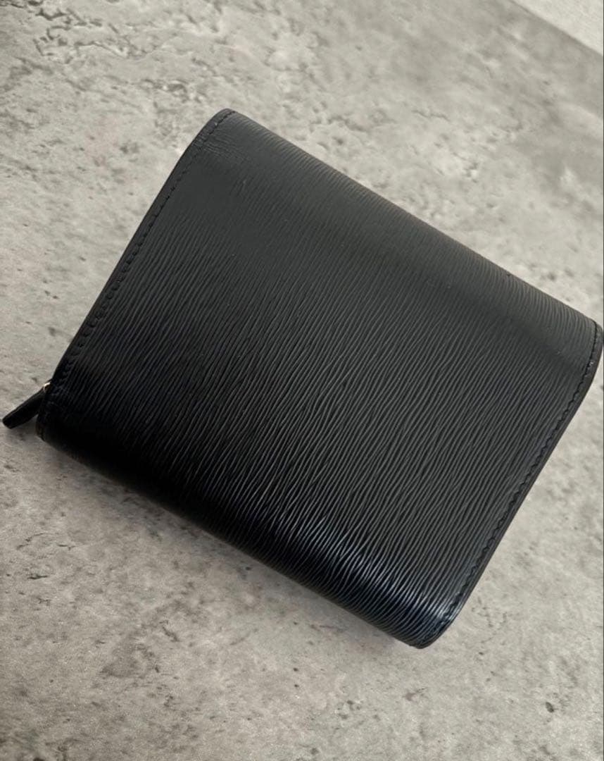 【ほぼ新品】PRADAプラダ 財布1MH025 VITELLO MOVE I