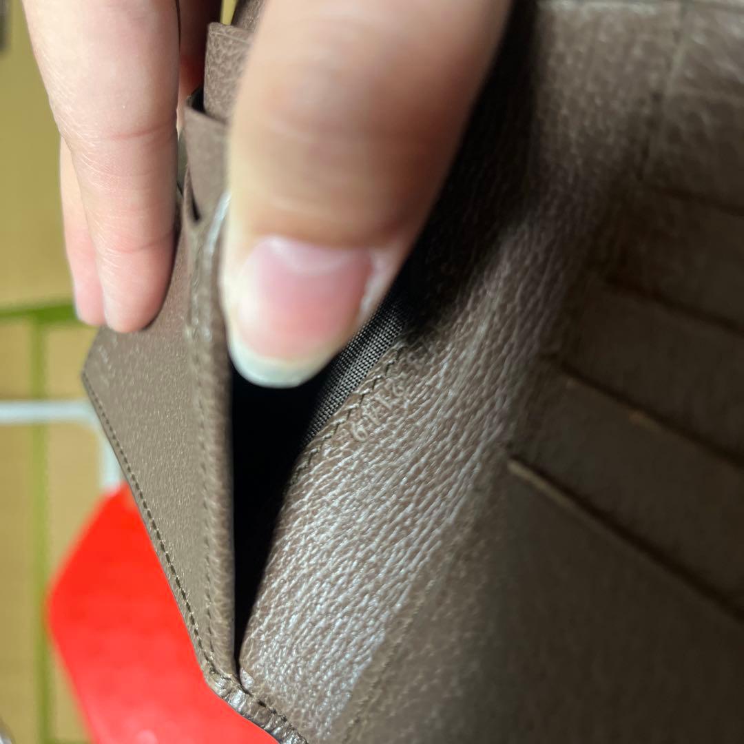【美品】GUCCI GGロゴ 二つ折り財布