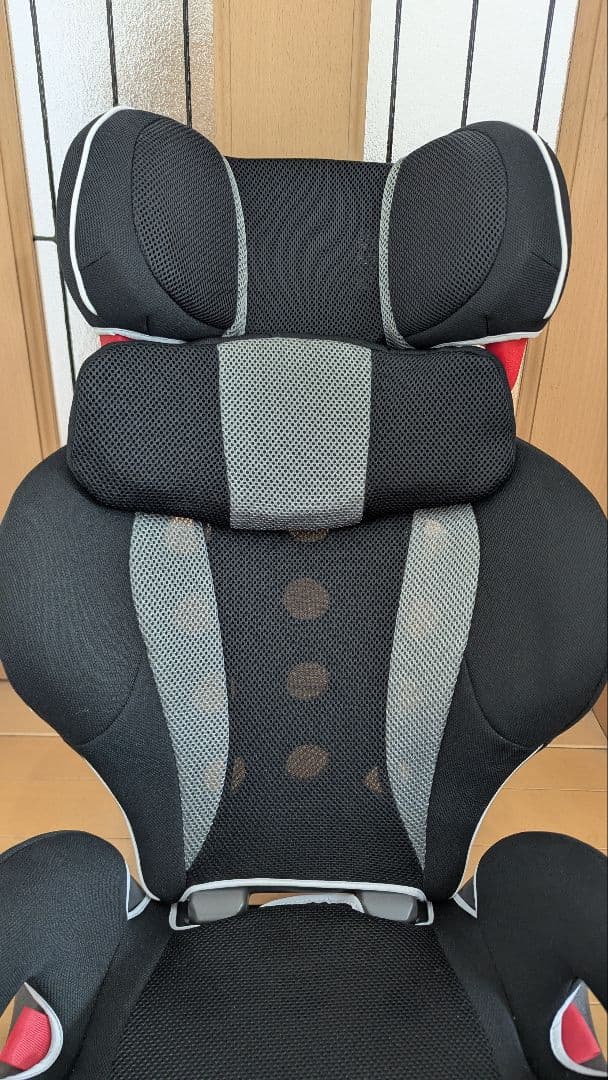 エールベベ サラット3ステップ クワトロEX ジュニアシート ブラック