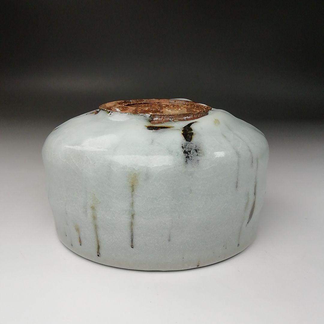 Ｔ２２９　茶碗　『白釉流飛文』『西川實』　共箱　抹茶碗　茶道具