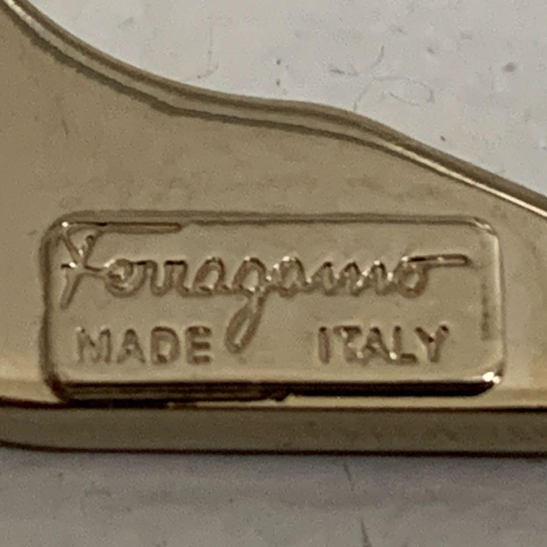 Farragamo VINTAGE ITALY製 パンプスデザイン ピンブローチ