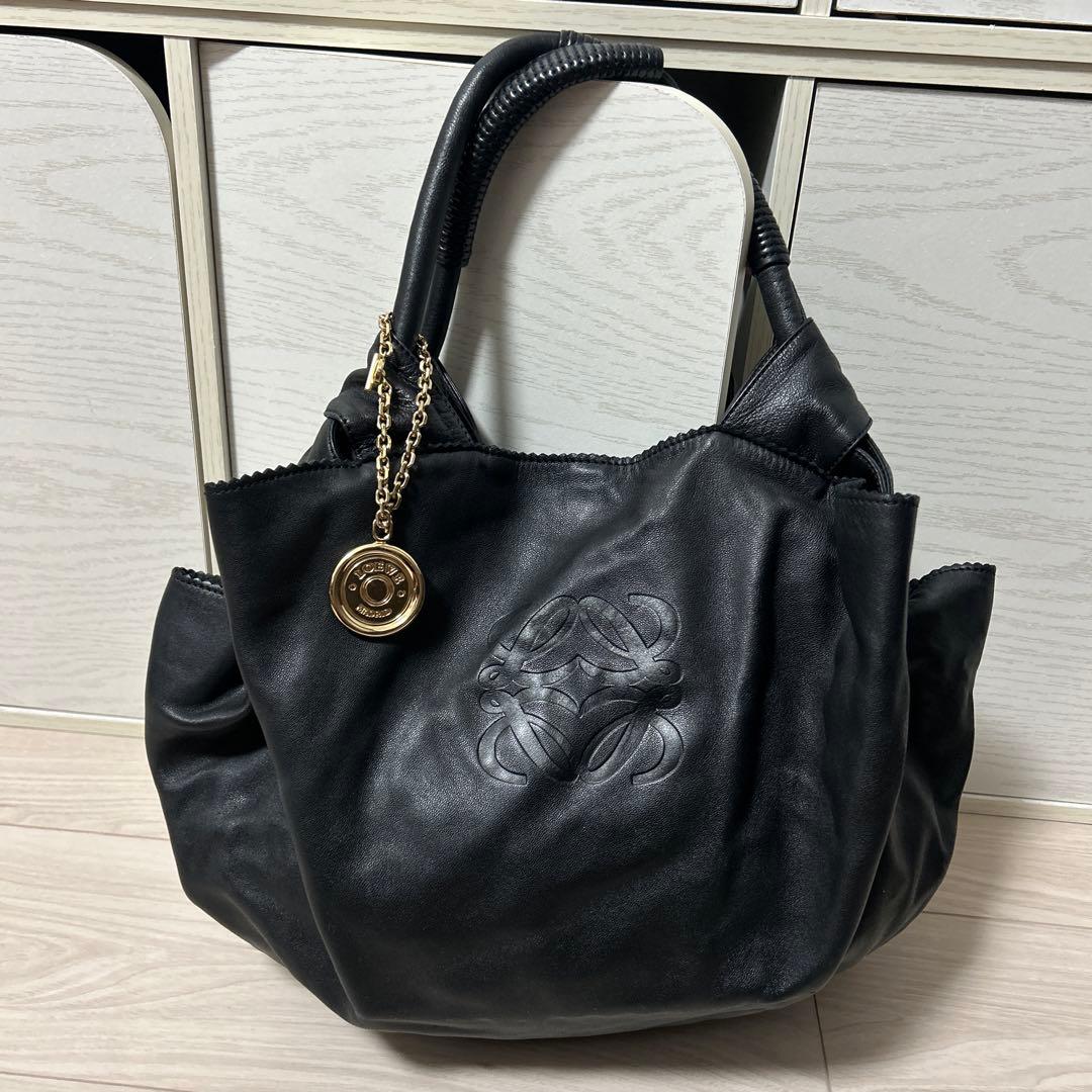 ロエベ　ナッパアイレ　ブラック