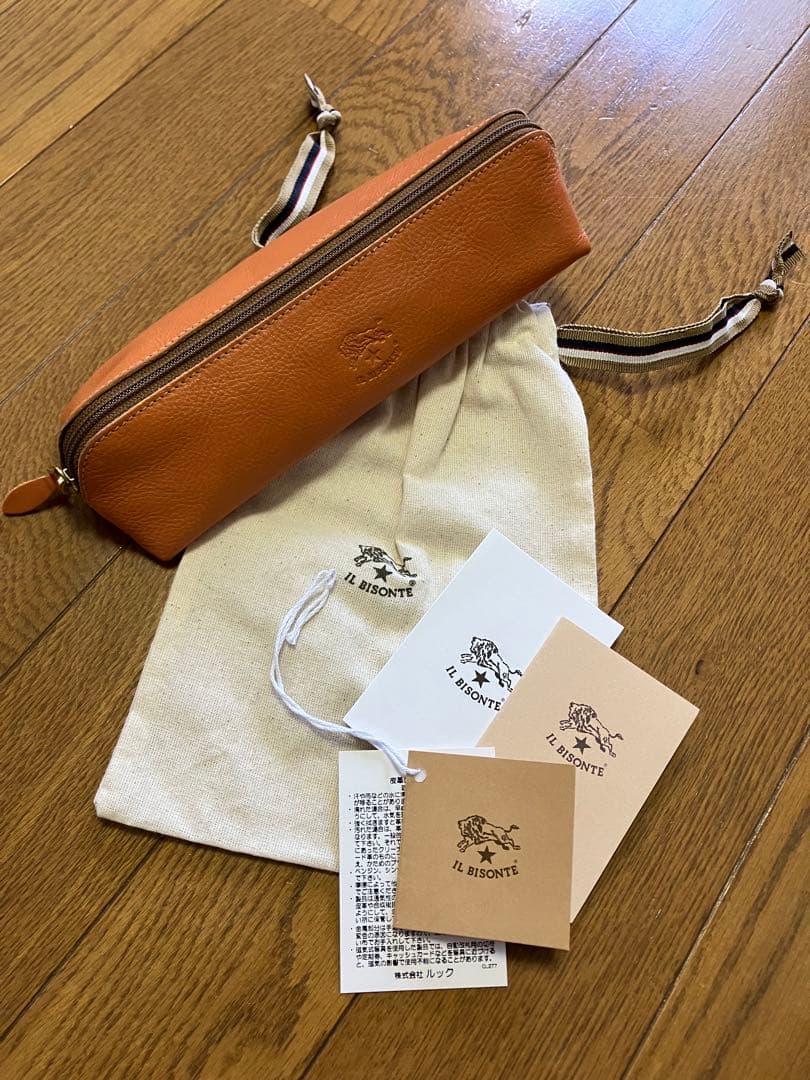【新品未使用】IL BISONTE オレンジ レザー ペンケース