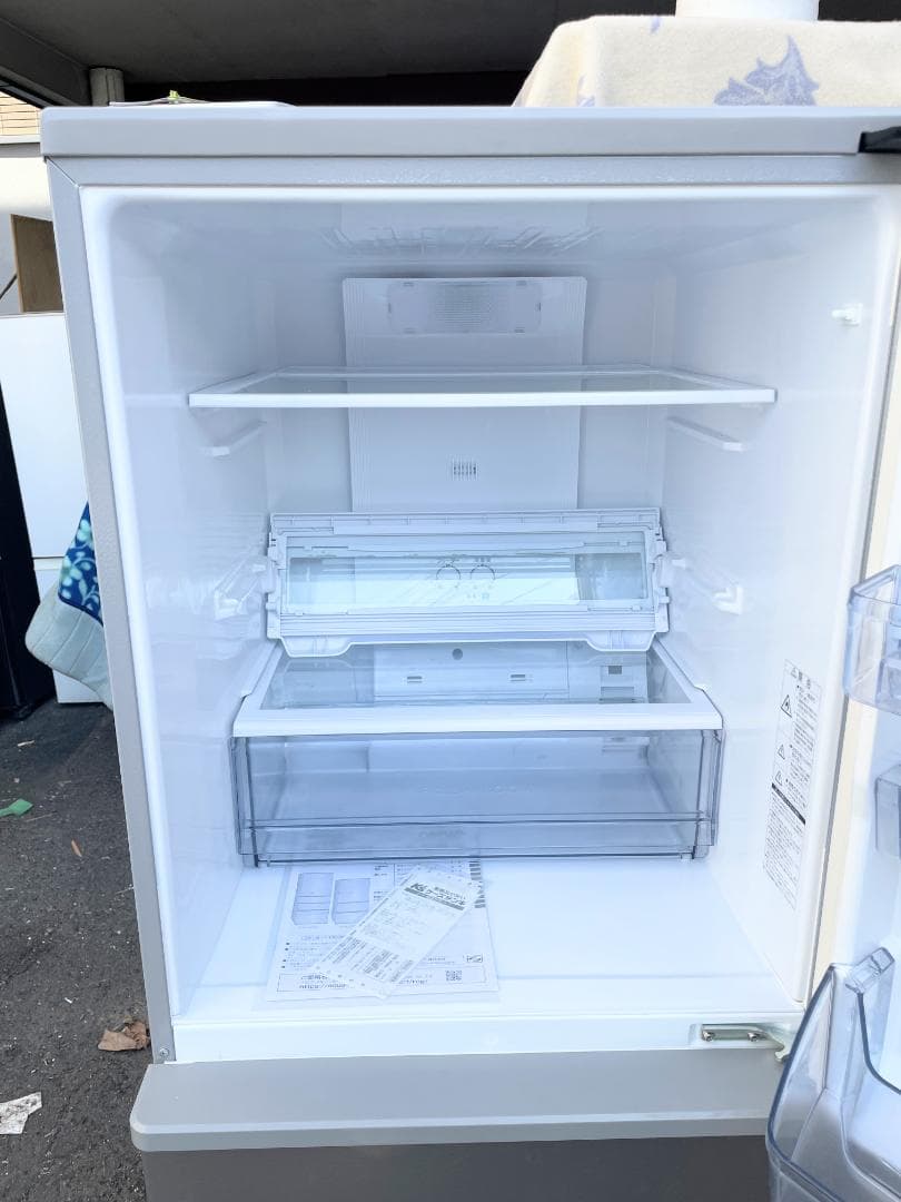 美品AQUA アクア 冷蔵庫 272L AQR-27M2 2022年製 シルバー
