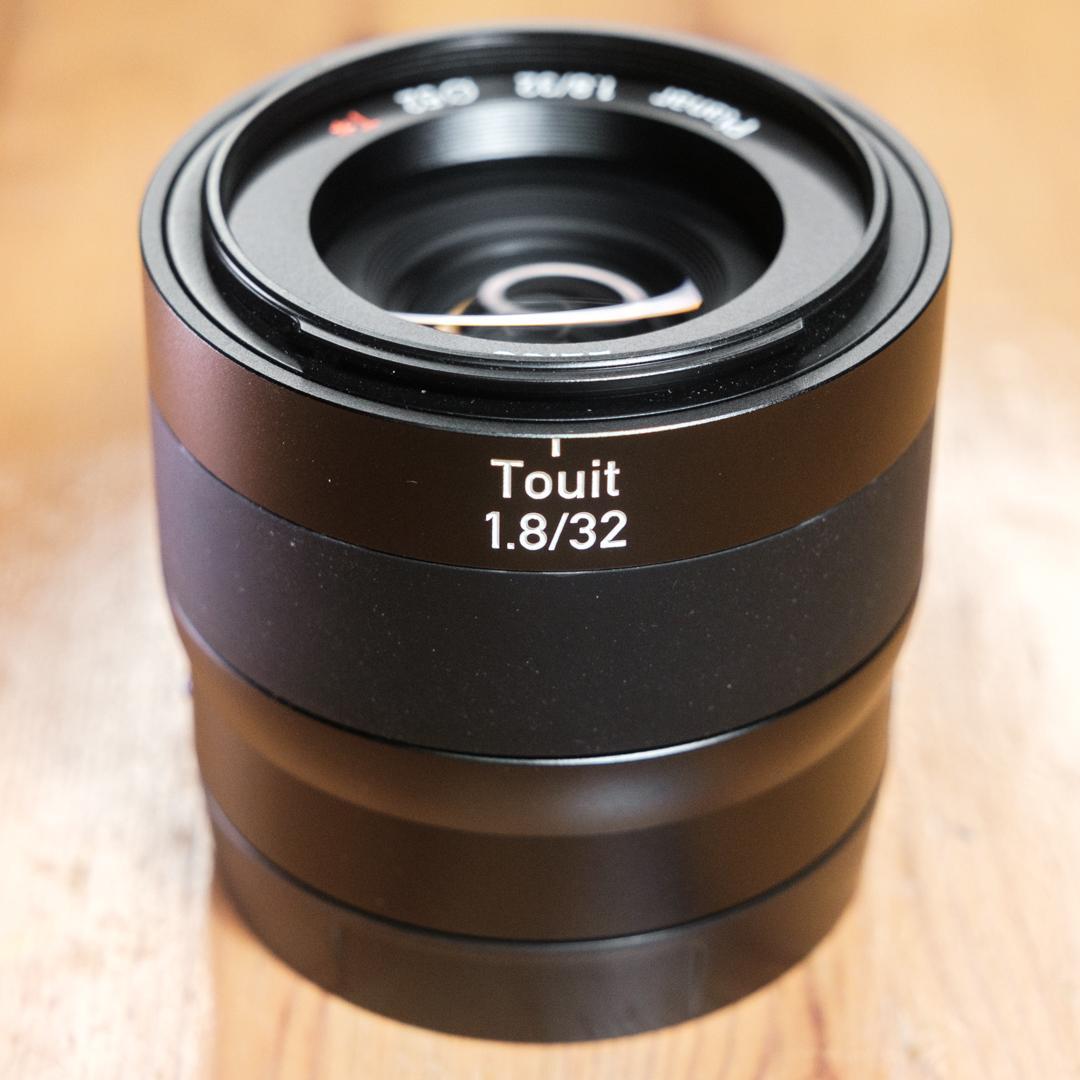 【美品】ZEISS (ツァイス) Touit 1.8/32 Eマウント