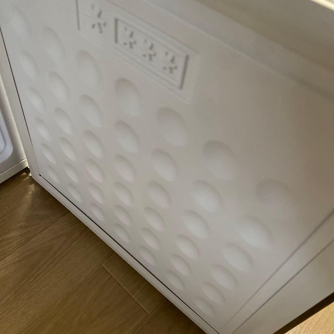 引取り歓迎　Grand Line 冷凍庫 32L ARE-F32BK