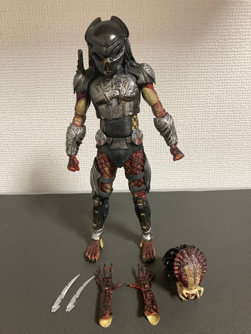 ネカ　NECA フジティブ　プレデター