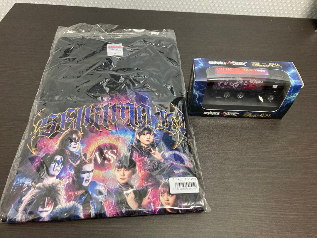 悪魔が来たりてベビメタる　Tシャツ(XL) ミニカーセット