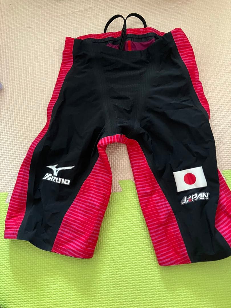 ミズノ　JAPAN 日本代表競泳水着　GX MR