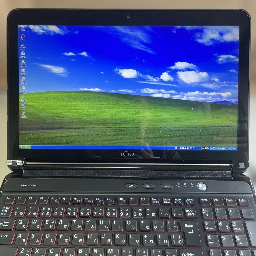 ☆訳有超美品☆WindowsXP☆富士通フルHD液晶15.6インチ大画面ノート☆