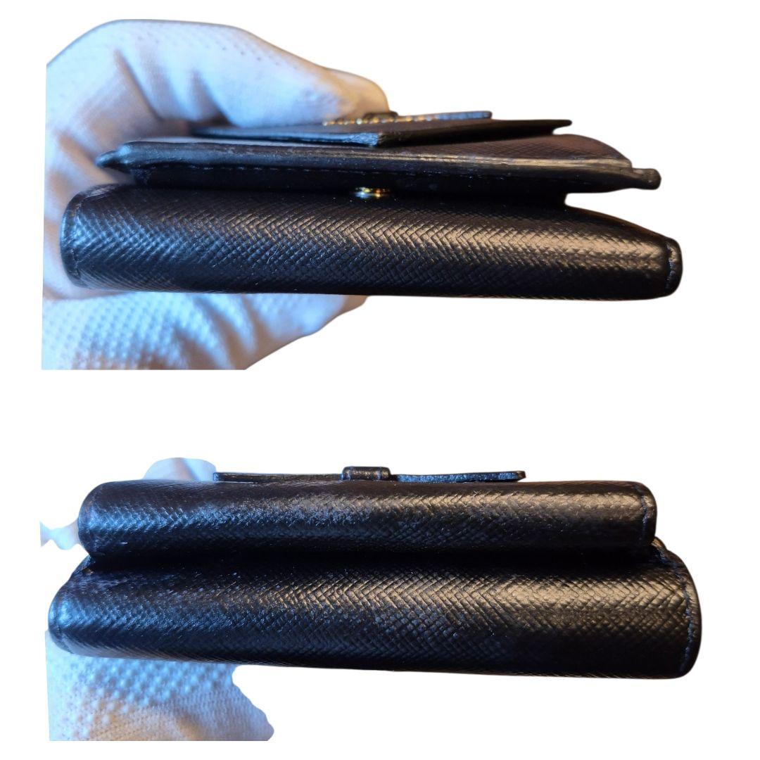 ＰＲＡＤＡ　プラダ　サフィアーノ　三つ折り財布　ミニレターリボン