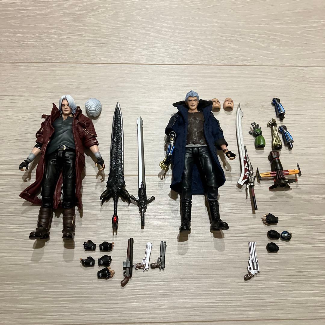 千値練 Devil May Cry 　ネロ　ダンテ　デビルメイクライ　フィギュア