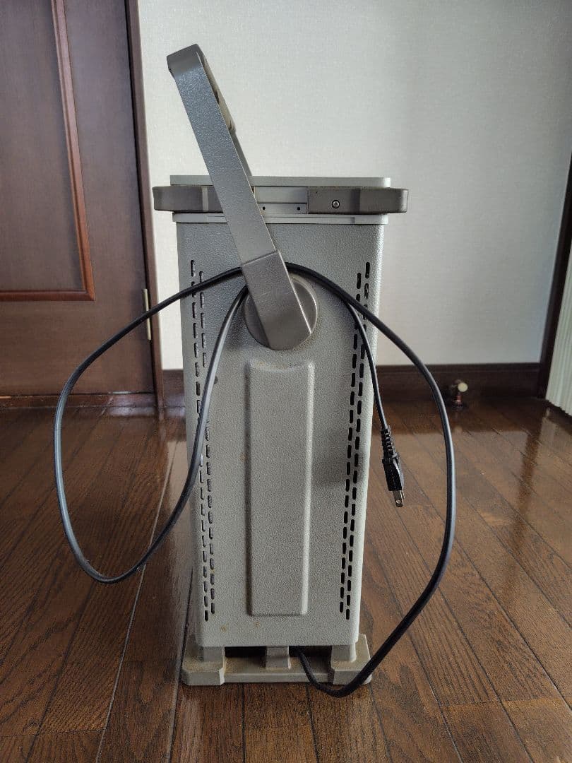 hp スペクトラムアナライザー　8590B