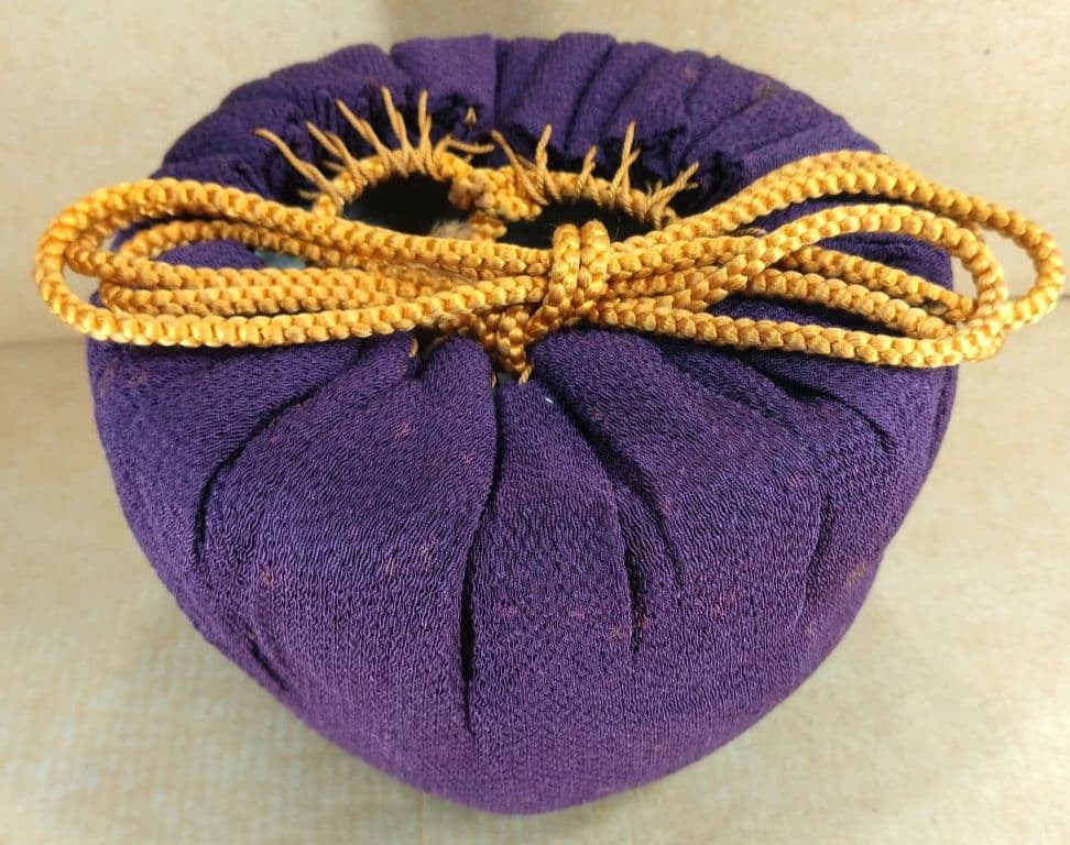 十代三輪休雪 萩茶碗 裏千家十五代鵬雲斎書付共箱 栞 萩焼 無傷美品 三輪休和