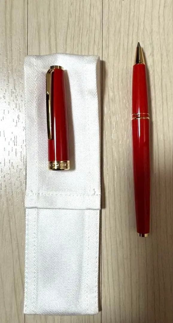 ボールペン モンブラン ローラーボール PIX レッドGT U117654