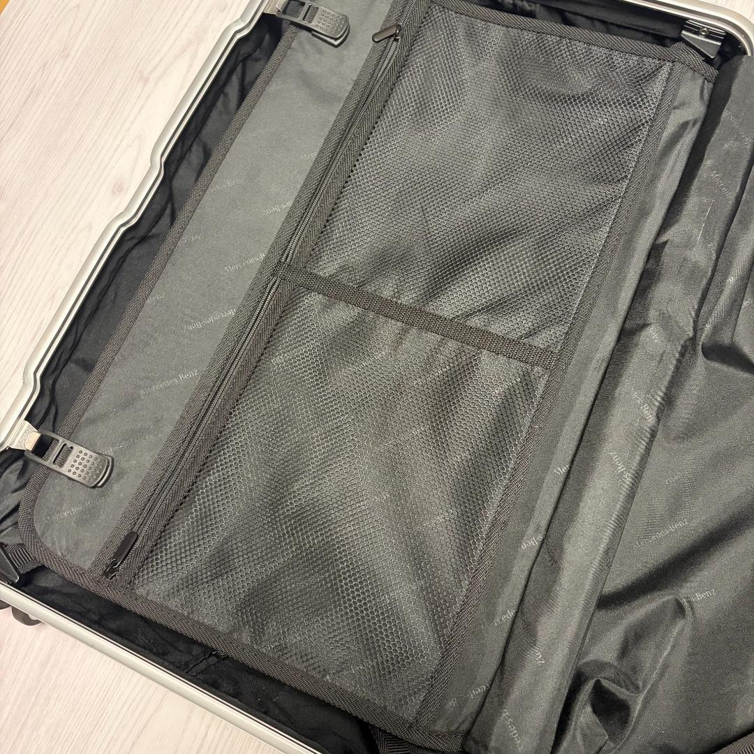 Mercedes-Benz シルバーキャリーケース 65L