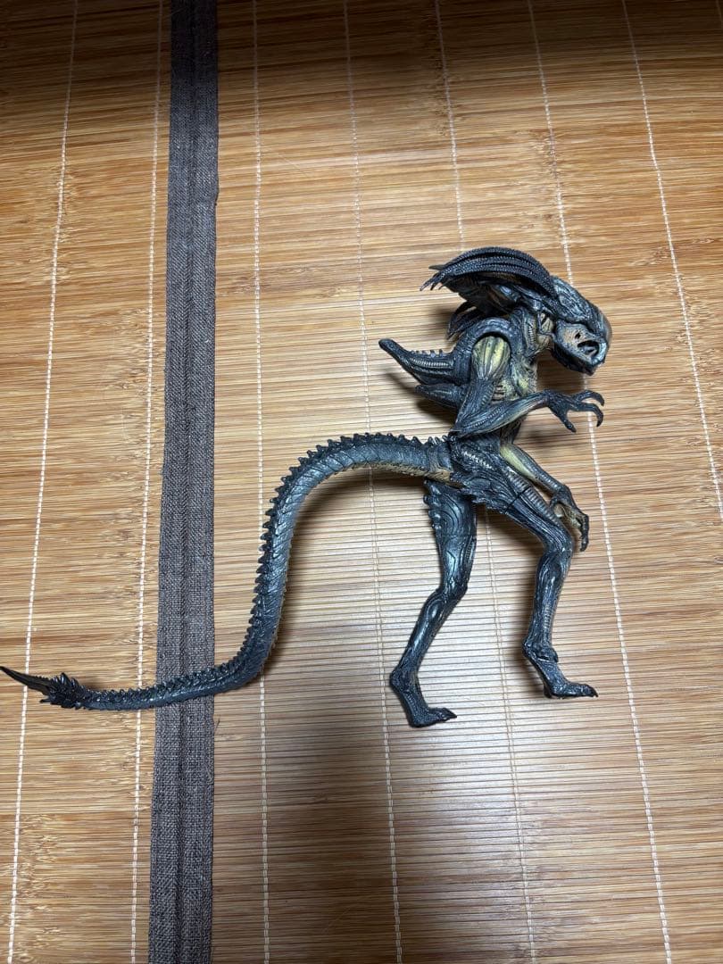 ネカ AVP2 「プレデリアン　口閉じ」 ＊台座なし