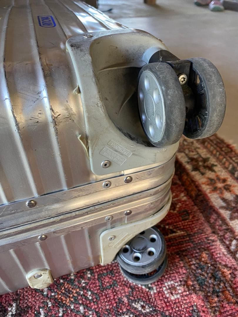 リモワ トパーズ　86L