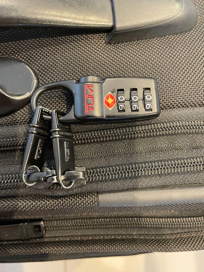 (訳あり)TUMI 22018DH キャリーケース　ガーメントケース付