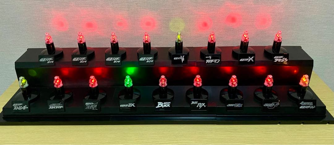仮面ライダー マスクコレクション プレミアム発光台座ディスプレイ〜序章〜