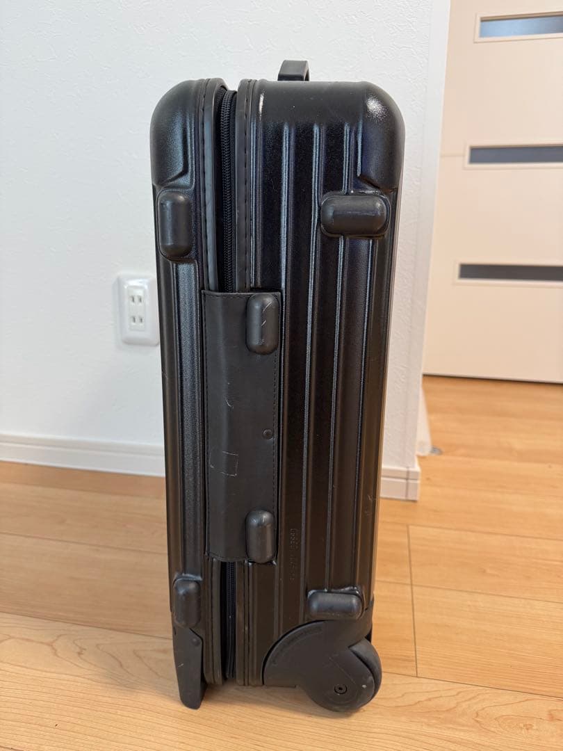RIMOWA リモワ サルサ 35L マットブラック 機内持ち込み