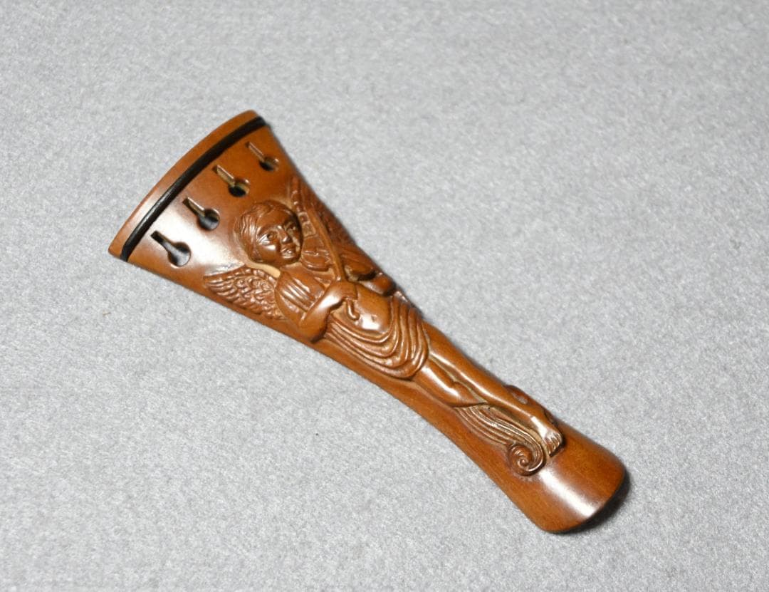 ▲テールピース French 彫刻 Angel BoxWood 4/4