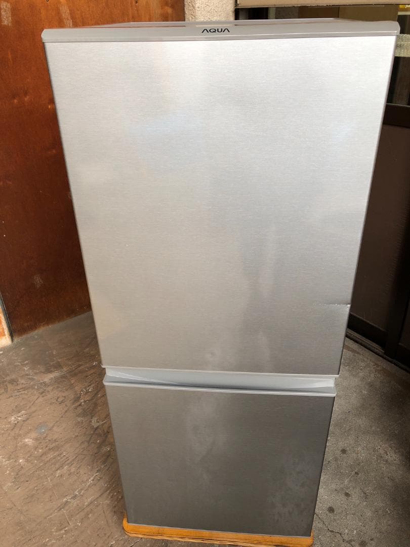 送料無料 アクア 冷蔵庫 2018年製 AQR-13G シルバー 一人暮らし