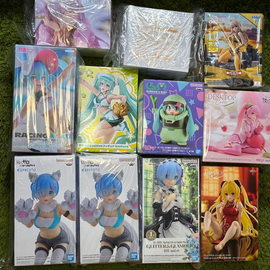 レム　初音ミク　金色の闇　まとめ売り　セット売り　プライズ　フィギュア　11個