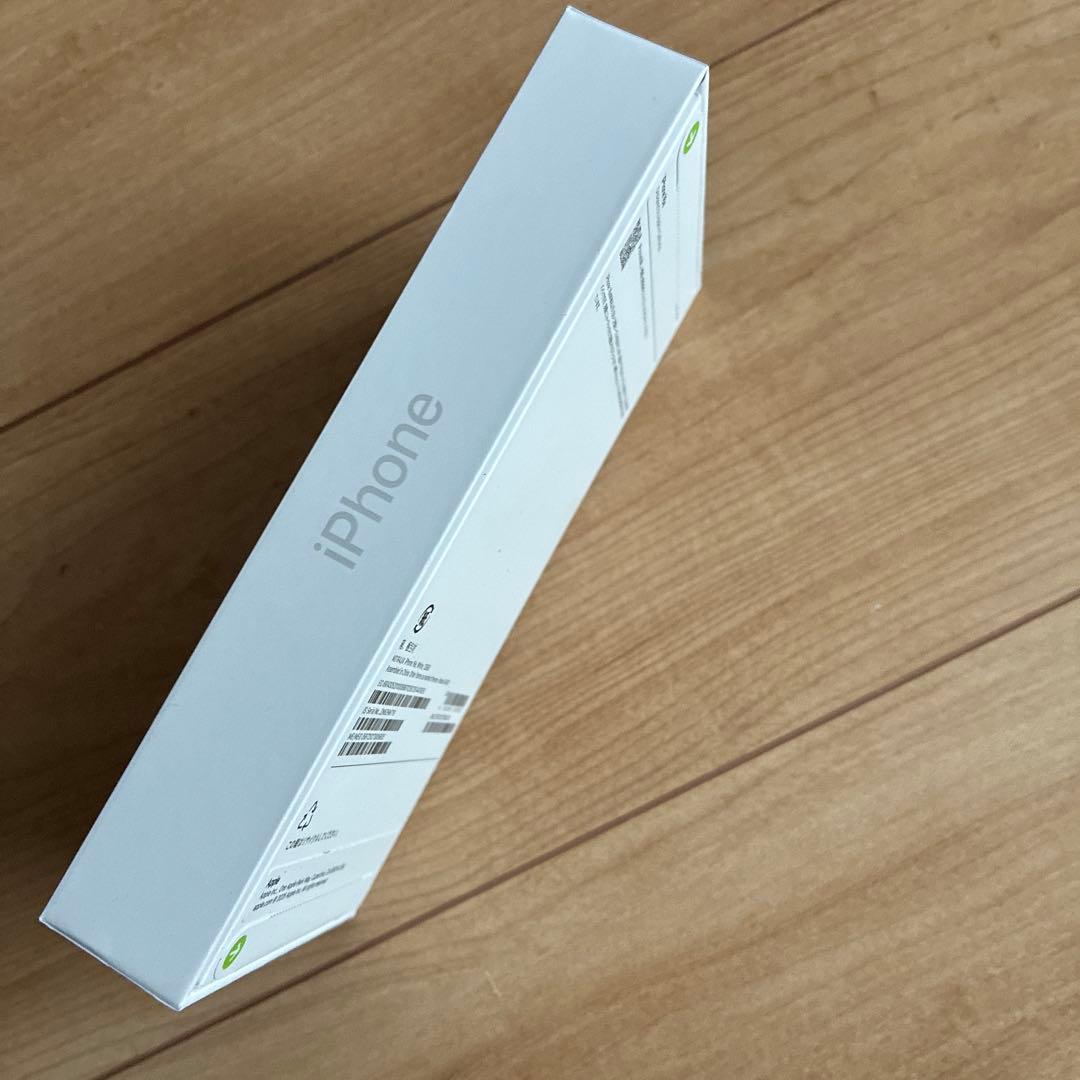 iPhone16e ホワイト 128G 新品未使用　未開封　SIMフリー