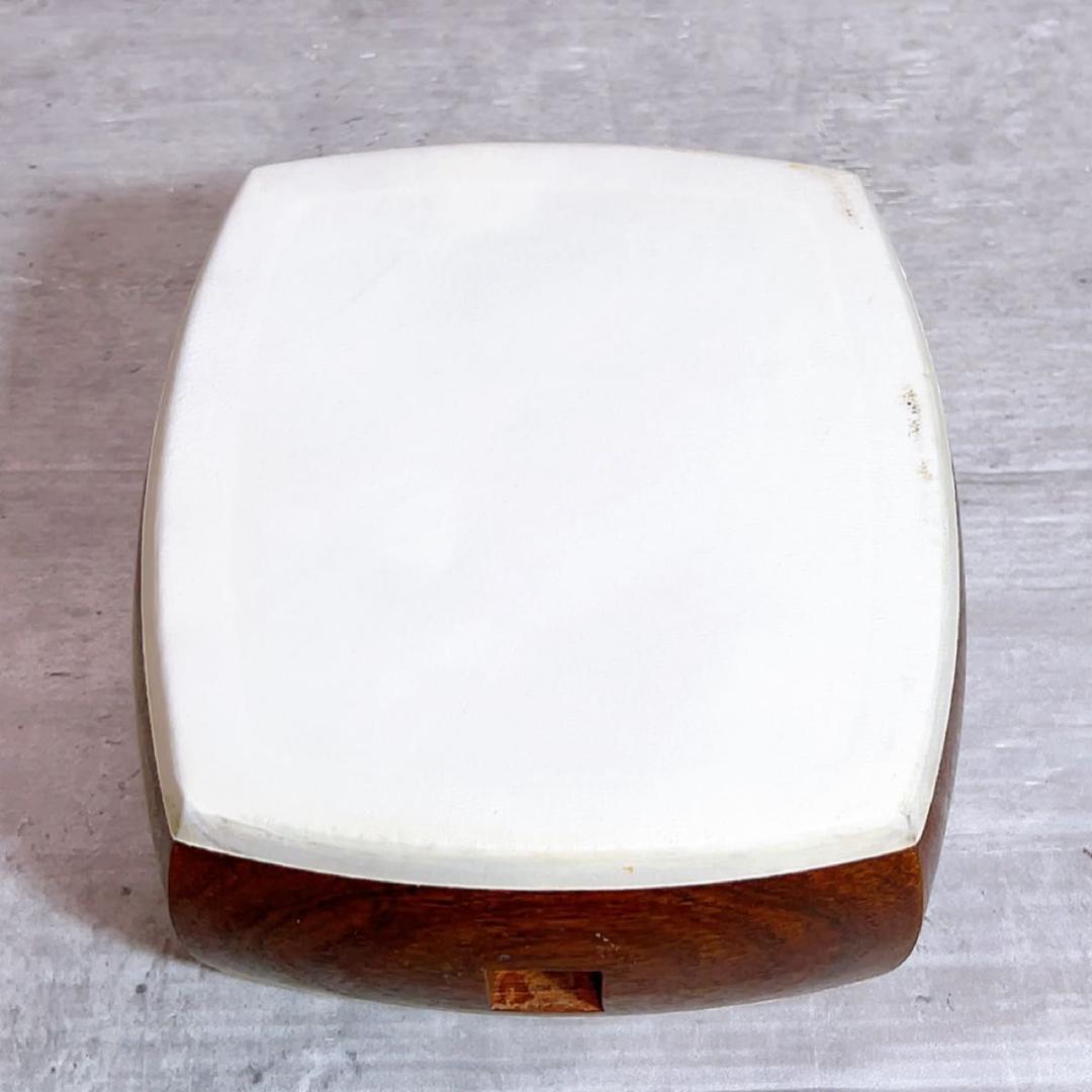 高級三味線　K9刻印入り　細棹　紅木　トチ　金細　二本溝　子持ち綾杉胴　東さわり