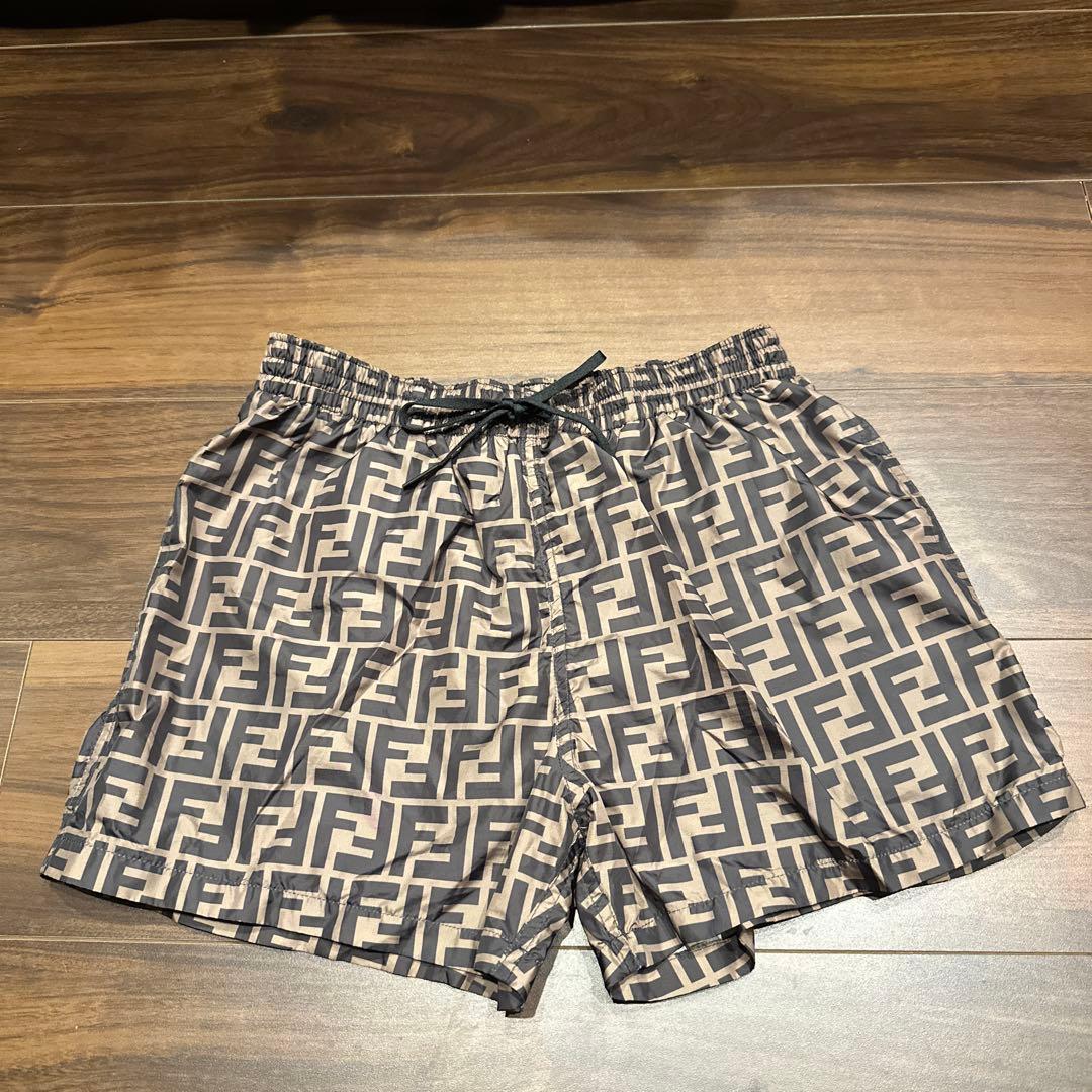 Fendi ロゴプリント 水着