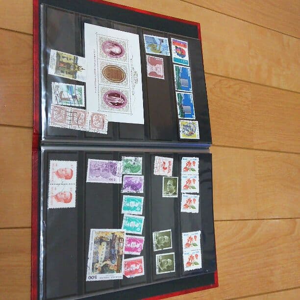 切手アルバム役5000円分